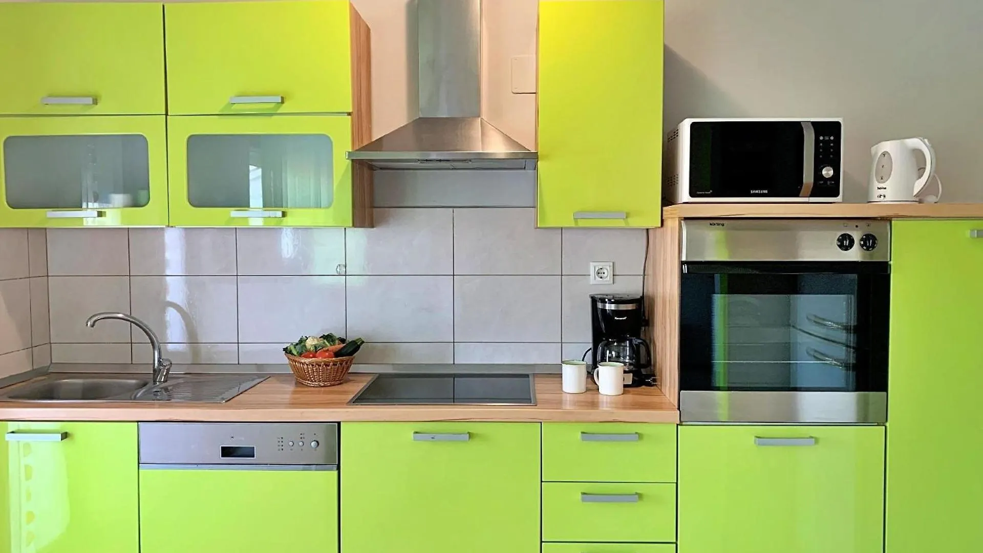 Apartment Ferienwohnung Fuer 6 Personen Ca 83 M In Silo, Adriakueste Kroatien Kroatische Inseln