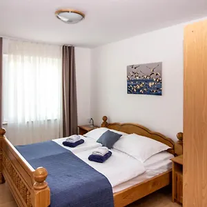  Apartman Big With Sea View!